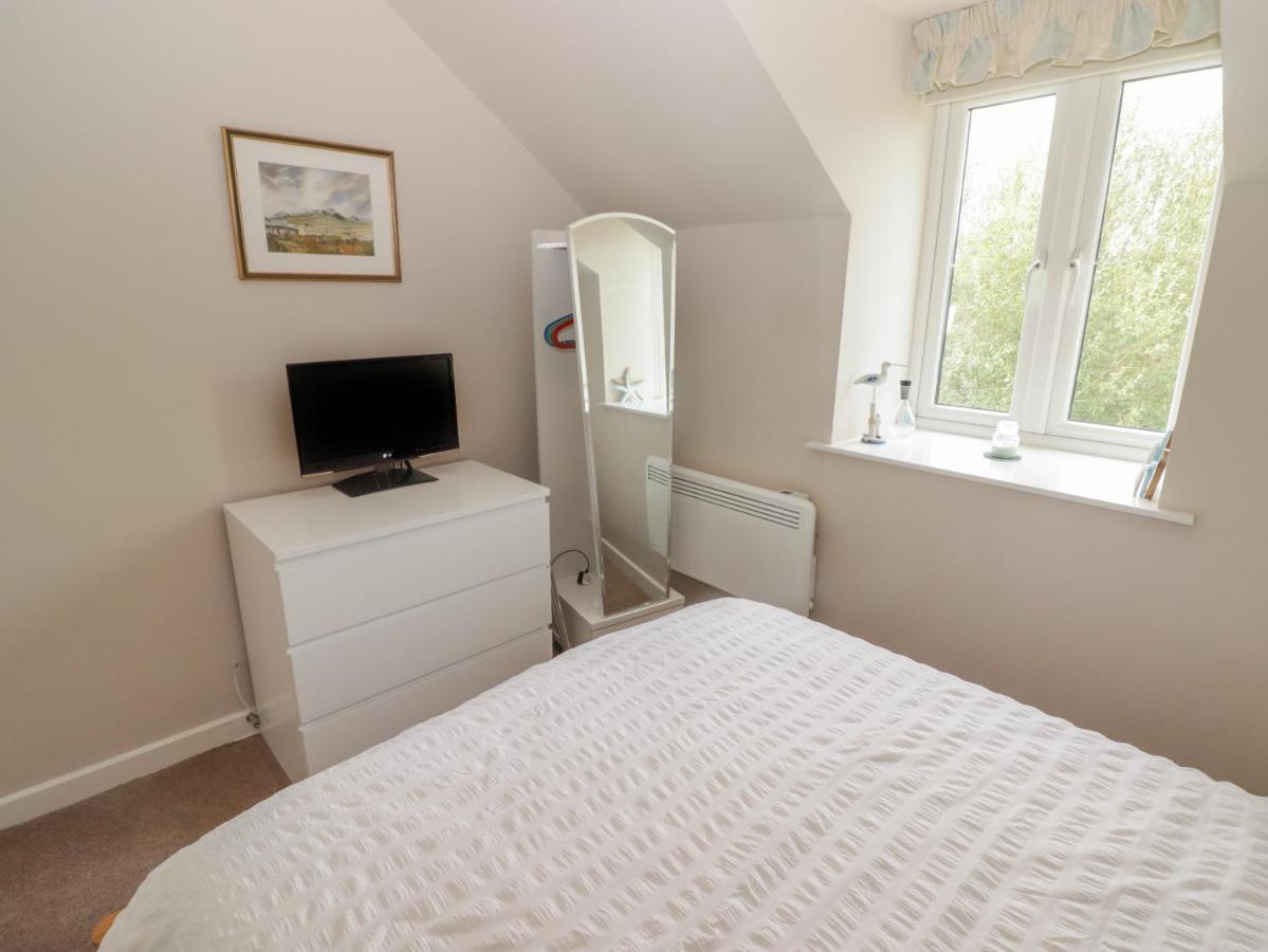 Daffodil Apartment Tenby Bagian luar foto