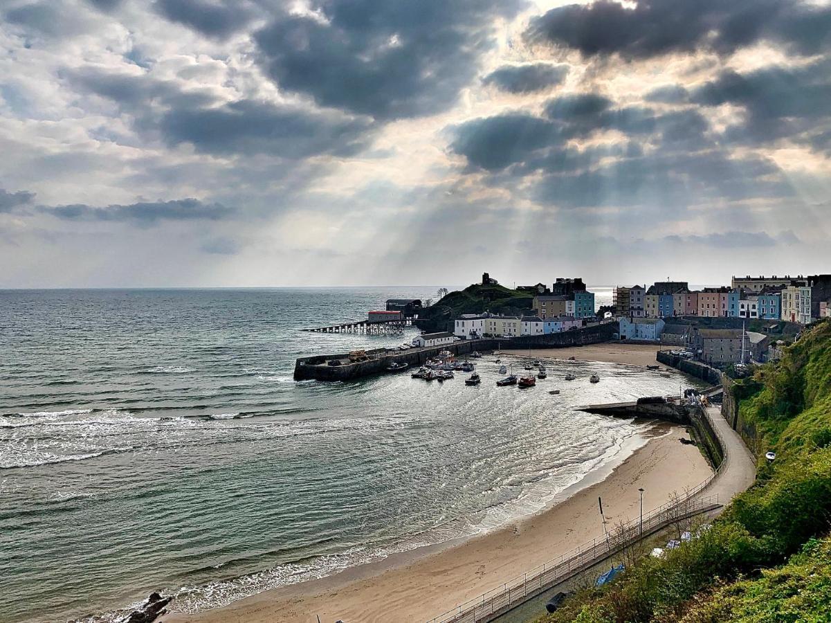 Daffodil Apartment Tenby Bagian luar foto
